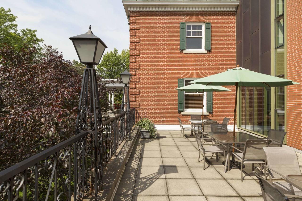 Ivey Spencer Leadership Centre Hotell London Exteriör bild